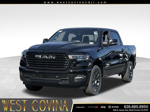 Diamond Black Crystal Pearlcoat 2026 RAM 1500 Laramie