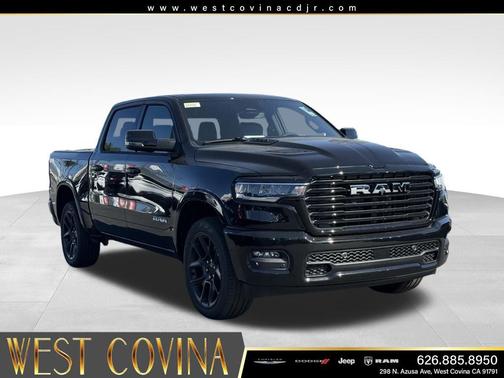 Diamond Black Crystal Pearlcoat 2026 RAM 1500 Laramie