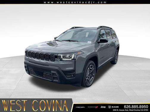 Sting-Gray Clearcoat 2026 Jeep Cherokee Laredo