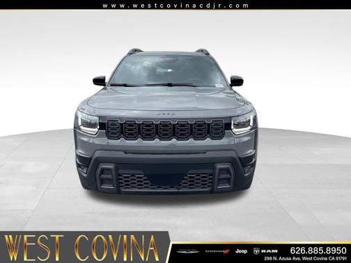 Sting-Gray Clearcoat 2026 Jeep Cherokee Laredo