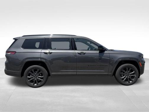 Baltic Gray Metallic Clearcoat 2026 Jeep Grand Cherokee L Limited