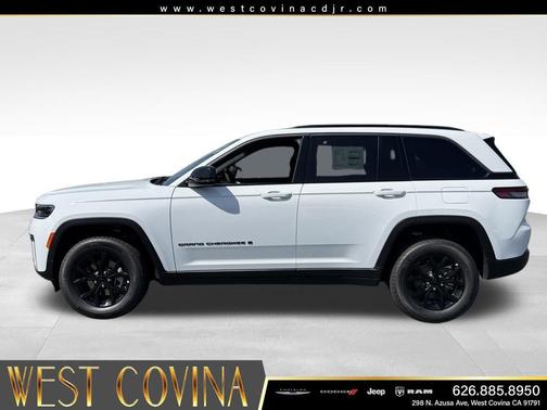 Bright White Clearcoat 2026 Jeep Grand Cherokee Altitude