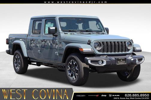 Anvil Clearcoat 2026 Jeep Gladiator Sahara 4x4