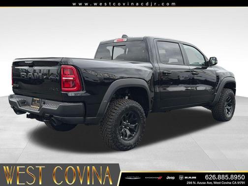 Diamond Black Crystal Pearlcoat 2026 RAM 1500 RHO Crew Cab 4x4 5'7' Box