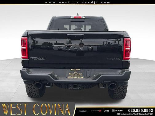Diamond Black Crystal Pearlcoat 2026 RAM 1500 RHO Crew Cab 4x4 5'7' Box