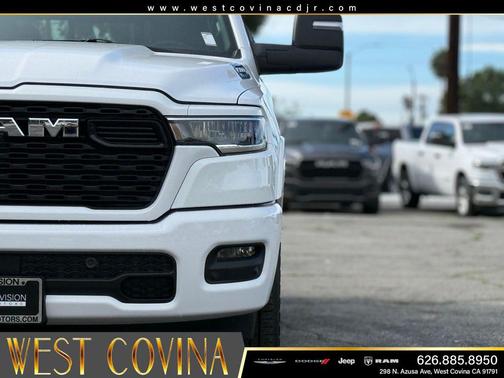 Bright White Clearcoat 2026 RAM 1500 Big Horn/Lone Star