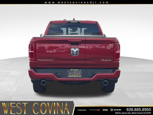Molten Red Pearlcoat 2026 RAM 1500 ST