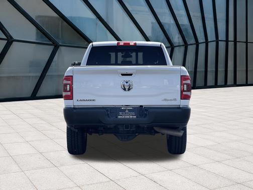 Bright White Clearcoat 2020 RAM 2500 Laramie Crew Cab 4x4 6'4' Box