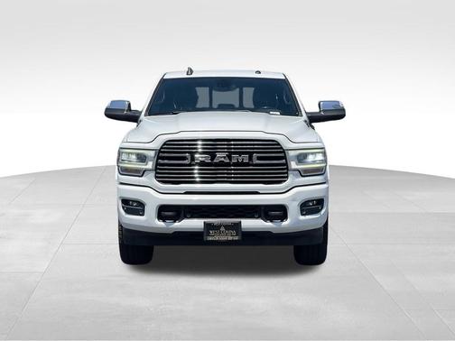 Bright White Clearcoat 2020 RAM 2500 Laramie Crew Cab 4x4 6'4' Box