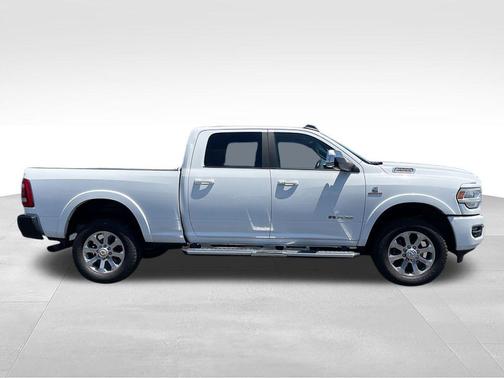 Bright White Clearcoat 2020 RAM 2500 Laramie Crew Cab 4x4 6'4' Box