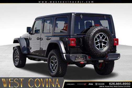 Black Clearcoat 2026 Jeep Wrangler Rubicon