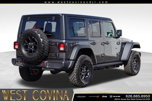 Granite Crystal Metallic Clearcoat 2026 Jeep Wrangler Willys