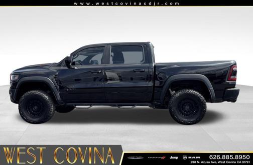 Diamond Black Crystal Pearlcoat 2022 RAM 1500 TRX