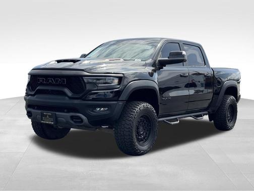 Diamond Black Crystal Pearlcoat 2022 RAM 1500 TRX