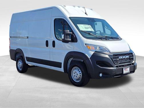 Bright White Clearcoat 2026 RAM ProMaster 1500 Base