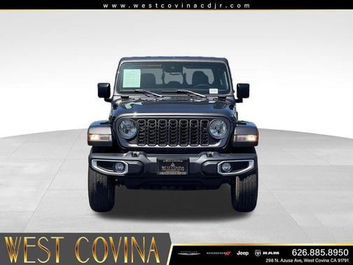 Granite Crystal Metallic Clearcoat 2024 Jeep Gladiator Sport S