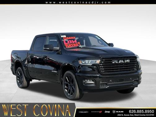 Diamond Black Crystal Pearlcoat 2026 RAM 1500 Laramie