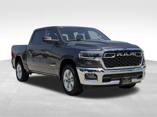 Granite Crystal Metallic Clearcoat 2026 RAM 1500 Big Horn/Lone Star