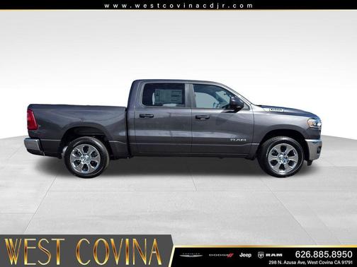 Granite Crystal Metallic Clearcoat 2026 RAM 1500 Big Horn/Lone Star