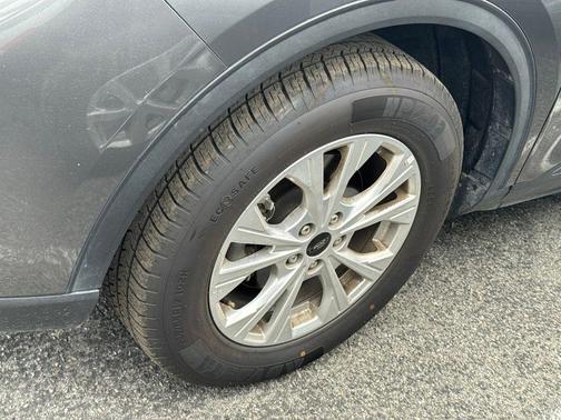 Gray Metallic 2024 Ford Escape Active
