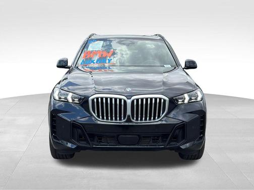 Carbon Black Metallic 2026 BMW X5 sDrive40i