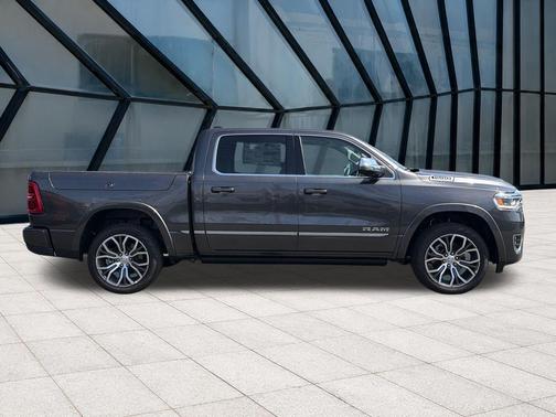 Granite Crystal Metallic Clearcoat 2026 RAM 1500 ST