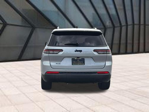 Silver Zynith 2023 Jeep Grand Cherokee L Altitude