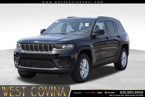 Diamond Black Crystal Pearlcoat 2026 Jeep Grand Cherokee Altitude