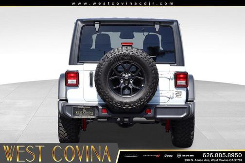 Bright White Clearcoat 2026 Jeep Wrangler Willys
