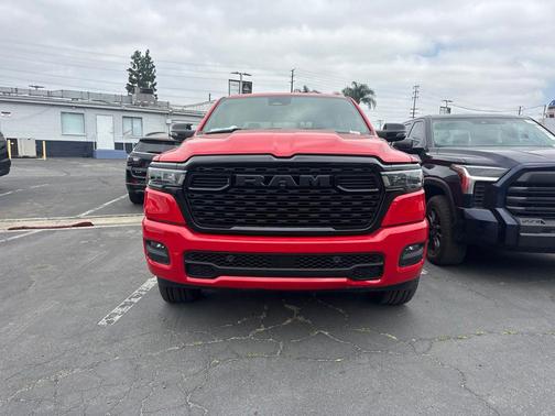 Flame Red Clearcoat 2025 RAM 1500 Big Horn/Lone Star