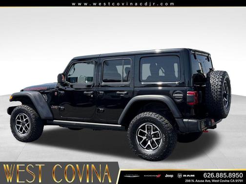 Black Clearcoat 2025 Jeep Wrangler Rubicon