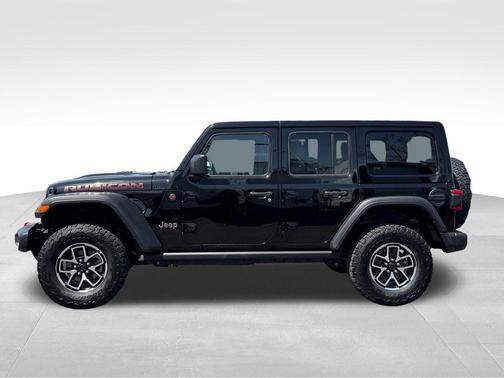 Black Clearcoat 2025 Jeep Wrangler Rubicon