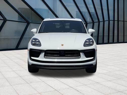 White 2023 Porsche Macan Macan