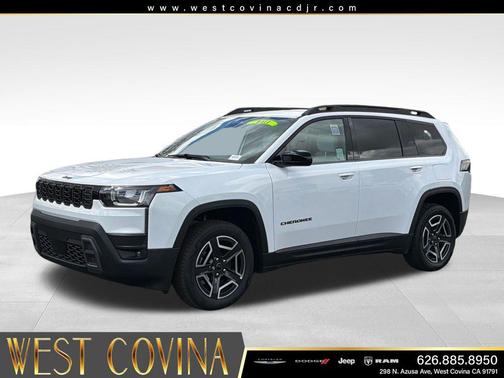 Bright White Clearcoat 2026 Jeep Cherokee Laredo