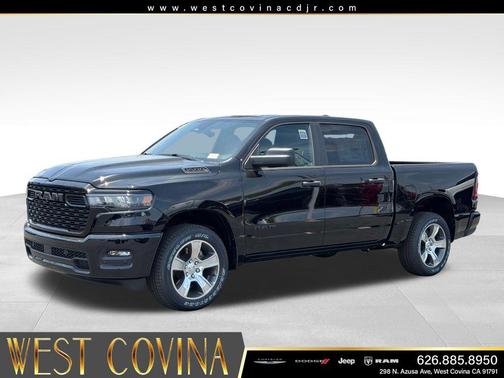 Diamond Black Crystal Pearlcoat 2026 RAM 1500 Express
