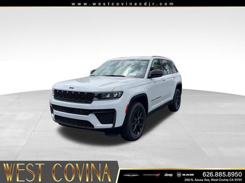 Bright White Clearcoat 2026 Jeep Grand Cherokee Altitude