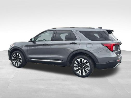 CARBONIZED GRAY METALLIC 2025 Ford Explorer Platinum