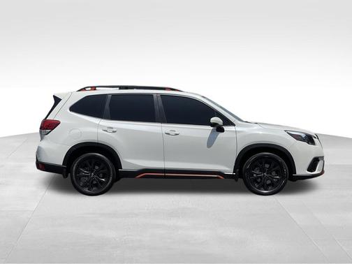 Crystal White Pearl 2023 Subaru Forester Sport