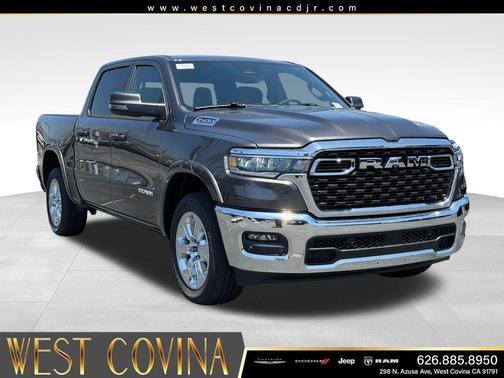 Granite Crystal Metallic Clearcoat 2026 RAM 1500 Big Horn/Lone Star
