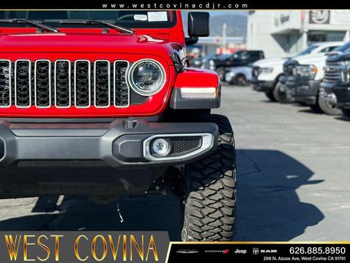 Firecracker Red Clearcoat 2025 Jeep Wrangler 4-Door Sahara 4x4