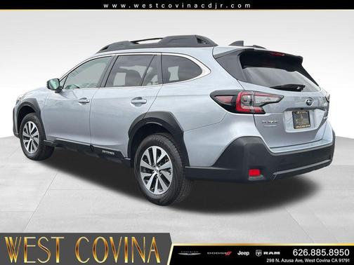 Ice Silver Metallic 2025 Subaru Outback Premium