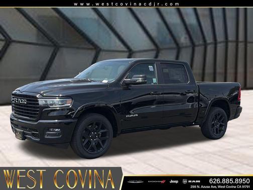 Diamond Black Crystal Pearlcoat 2026 RAM 1500 Laramie