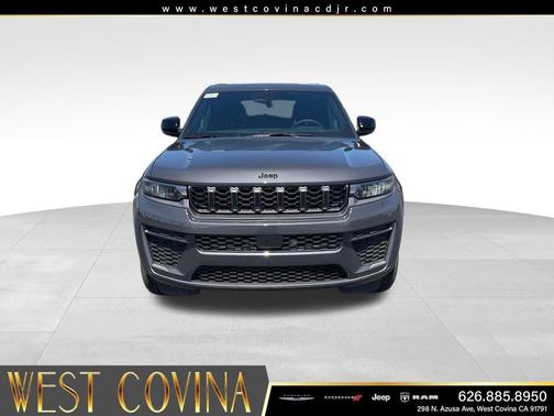 Baltic Gray Metallic Clearcoat 2026 Jeep Grand Cherokee Altitude