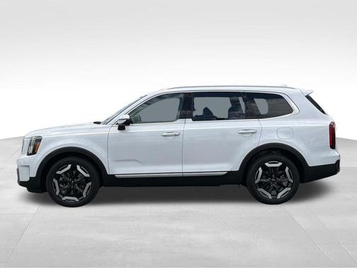 Glacial White Pearl 2023 Kia Telluride S