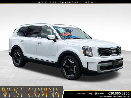 Glacial White Pearl 2023 Kia Telluride S