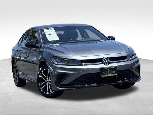 Platinum Gray 2025 Volkswagen Jetta 1.5T Sport