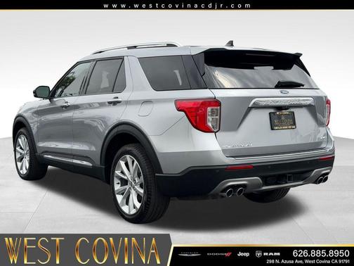 ICONIC SILVER METALLIC 2024 Ford Explorer Platinum
