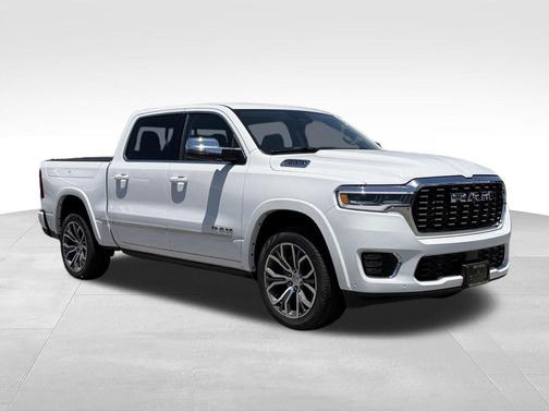 Bright White Clearcoat 2026 RAM 1500 ST