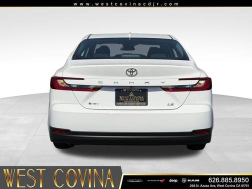 Ice Cap 2026 Toyota Camry LE