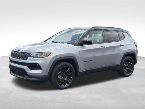 Billet Silver Metallic Clearcoat 2022 Jeep Compass Latitude